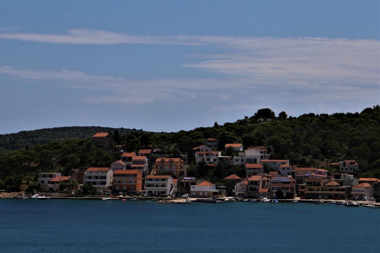 Apartments Muic Tisno Esterno foto